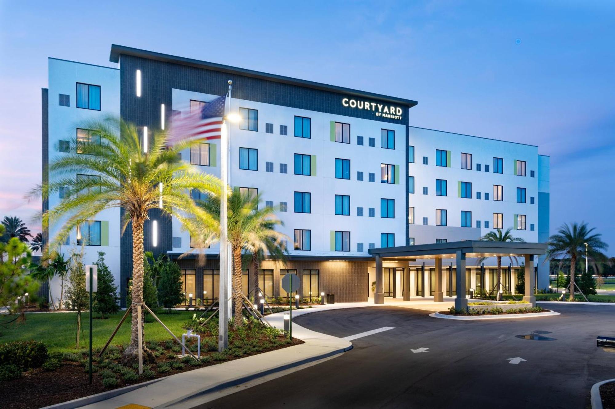 Courtyard By Marriott Port St. Lucie Tradition Eksteriør bilde